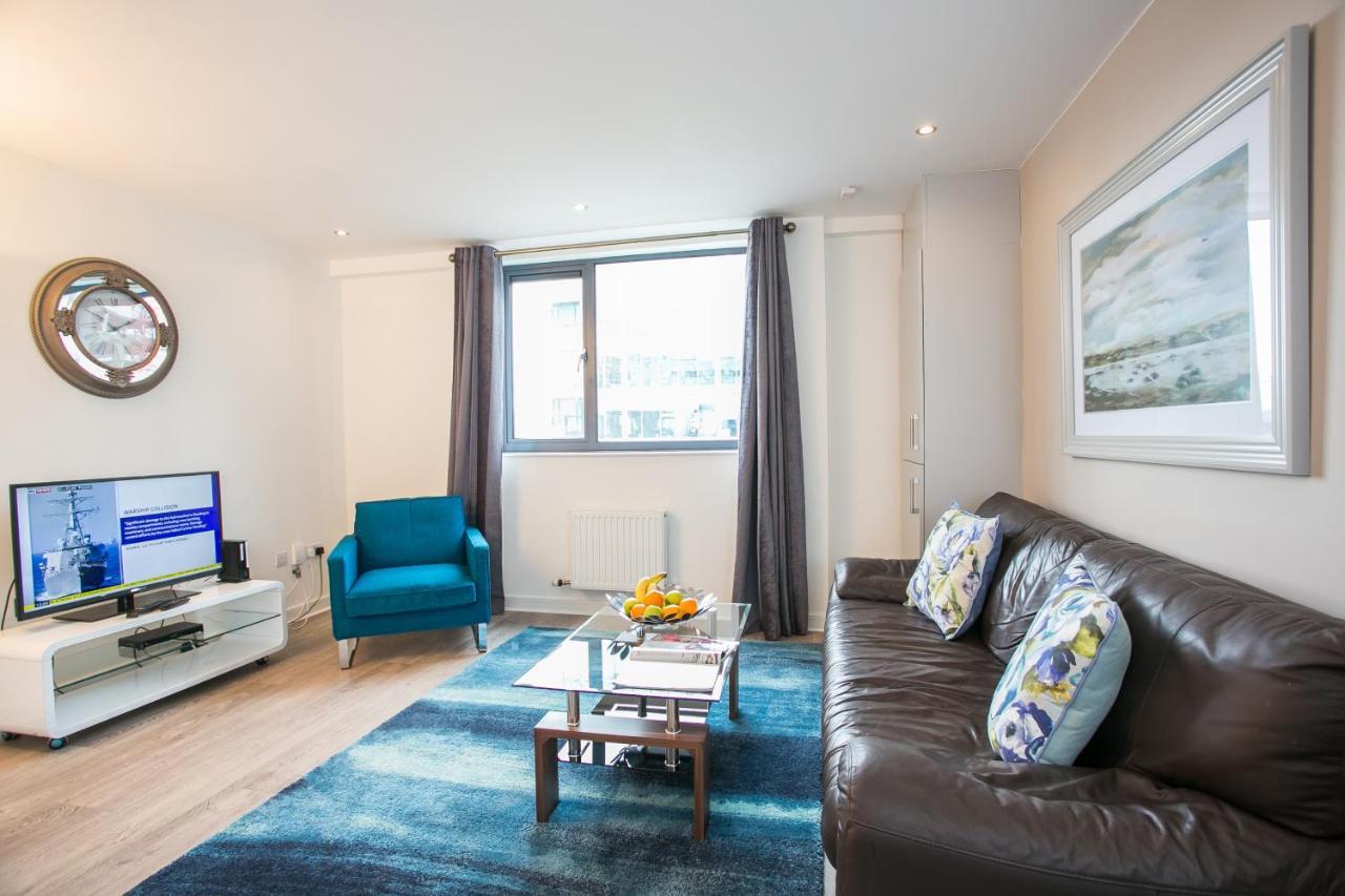 Grand Canal Square Apartments 더블린 외부 사진