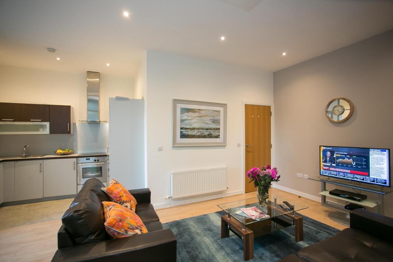 Grand Canal Square Apartments 더블린 외부 사진