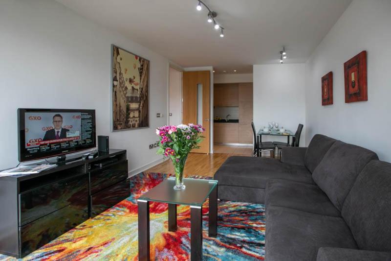 Grand Canal Square Apartments 더블린 외부 사진